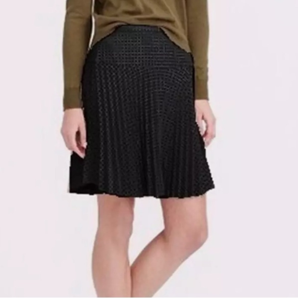 NWT J. crew perforated and pleated black mini skirt size 6 zip closure